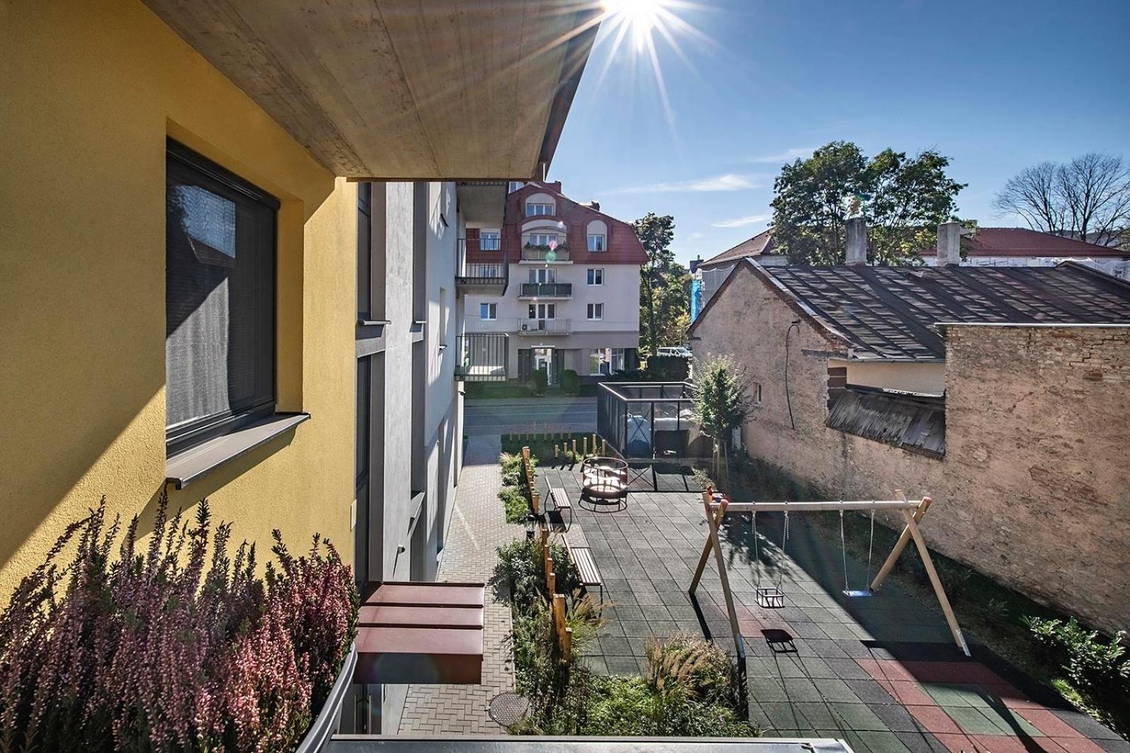 Apartments Centrum Hviezdoslav Попрад Екстериор снимка